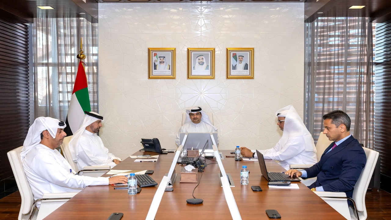 تغريم كاتب عدل خاص في أبوظبي 30 ألف درهم لمخالفته الضوابط المهنية